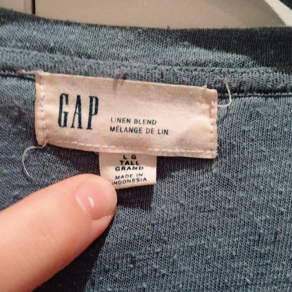 Gap Embroidered yoke flowy blue blouse - Picture 6 of 7